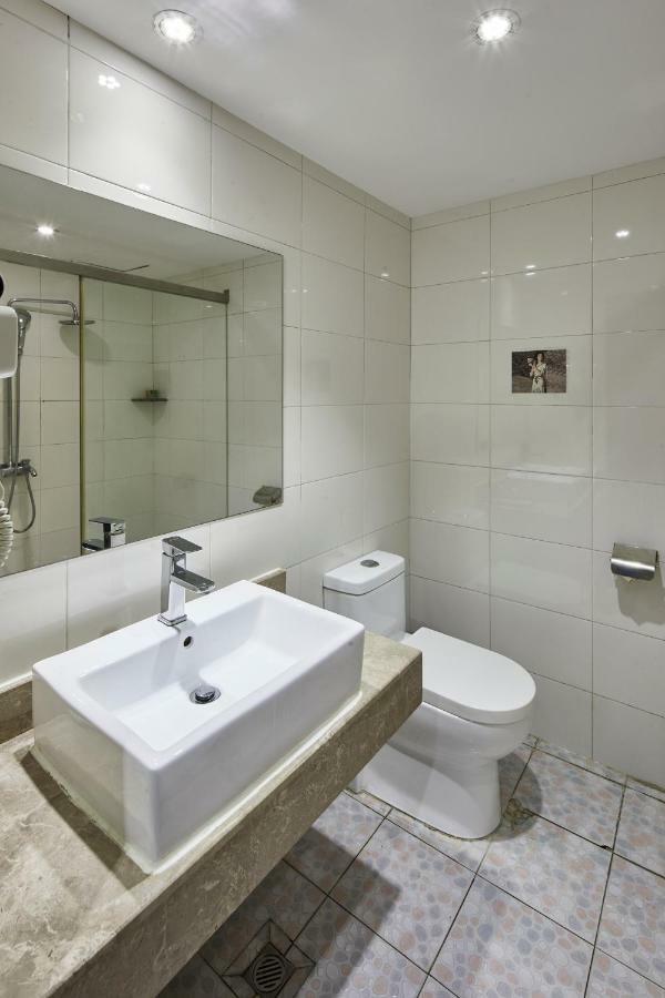 Insail Hotels Canton Esterno foto