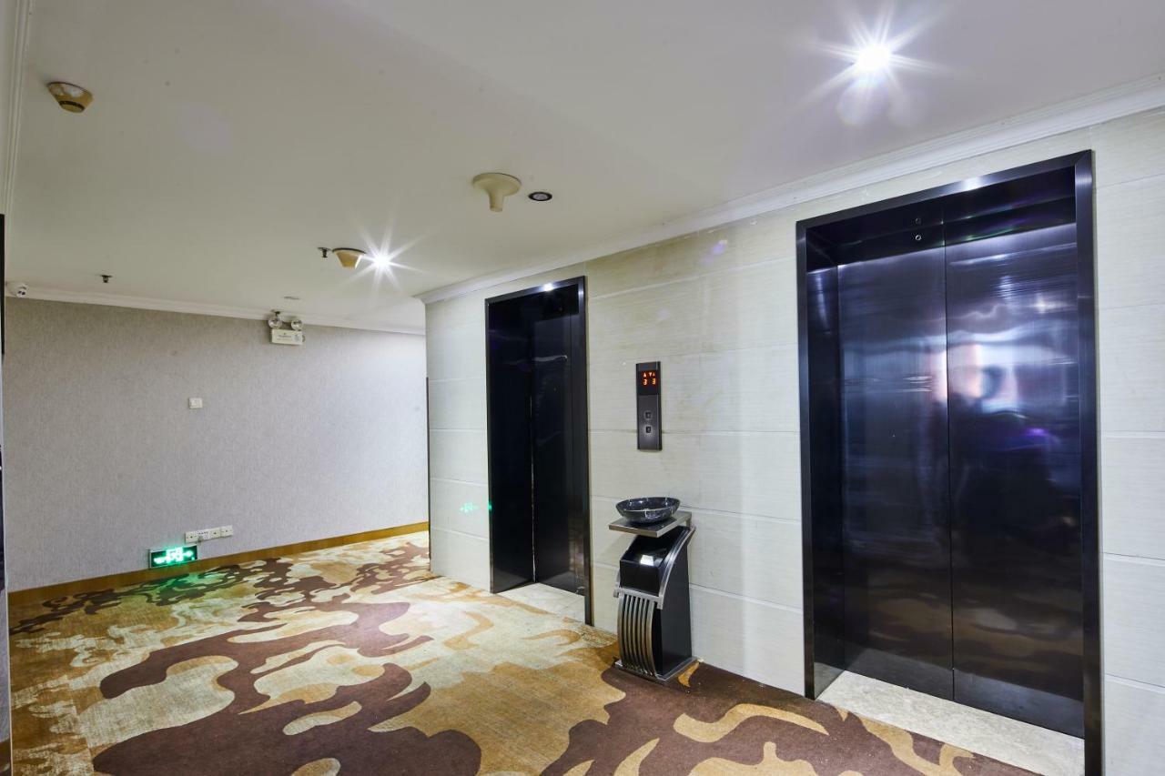 Insail Hotels Canton Esterno foto