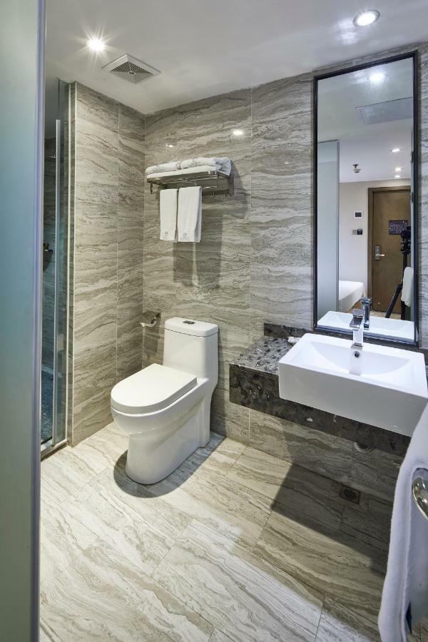Insail Hotels Canton Esterno foto